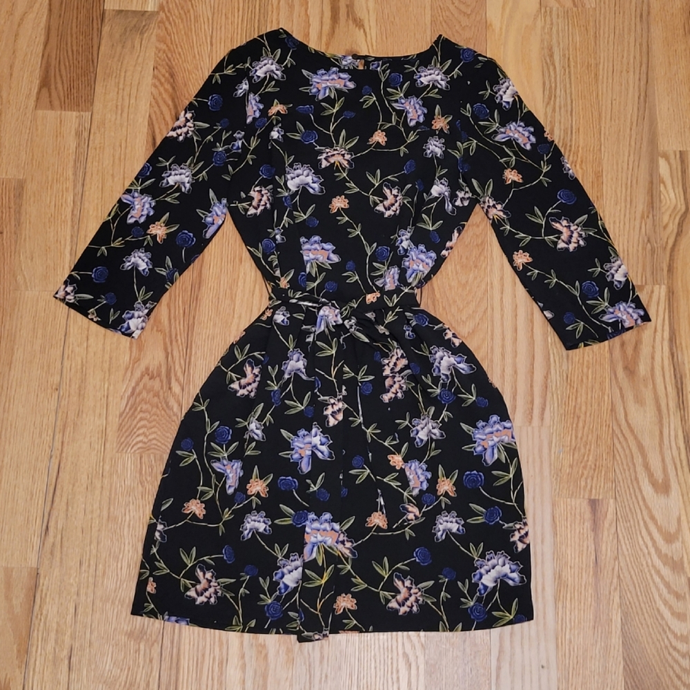 H&M | Floral dress - size 8